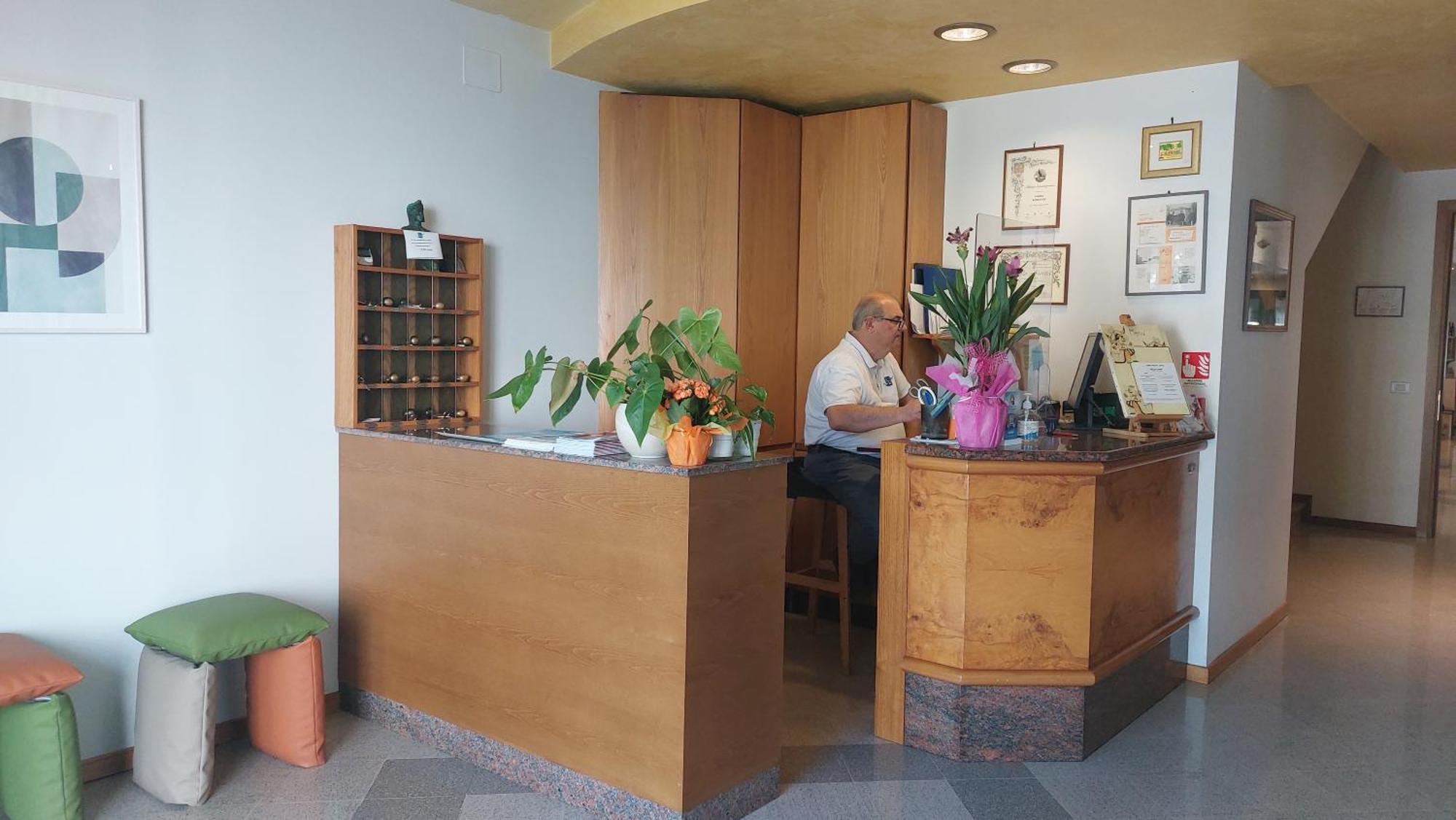 Albergo Ridente Lido di Jesolo Bagian luar foto